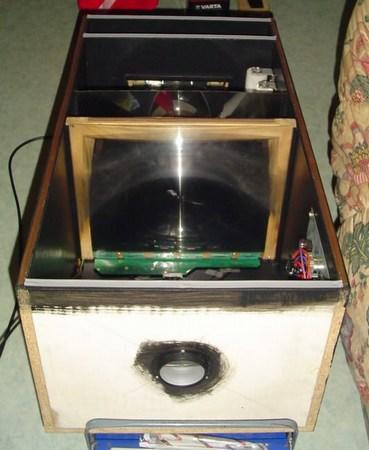 Illustration for article titled Projectors Made From Trash Deliver HD Video and Stereoscopic Movies